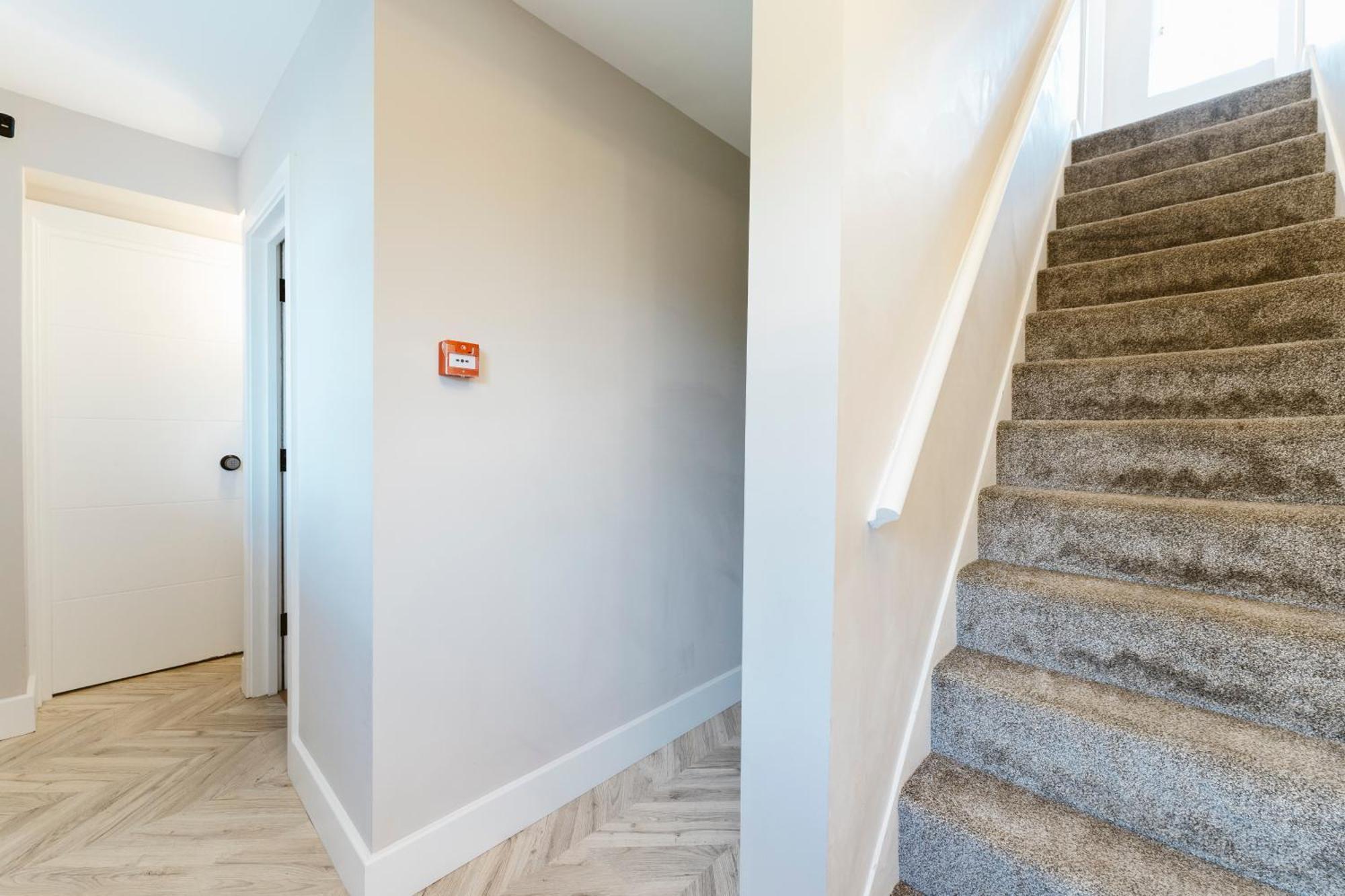 West Drayton Self Contained Studios ภายนอก รูปภาพ